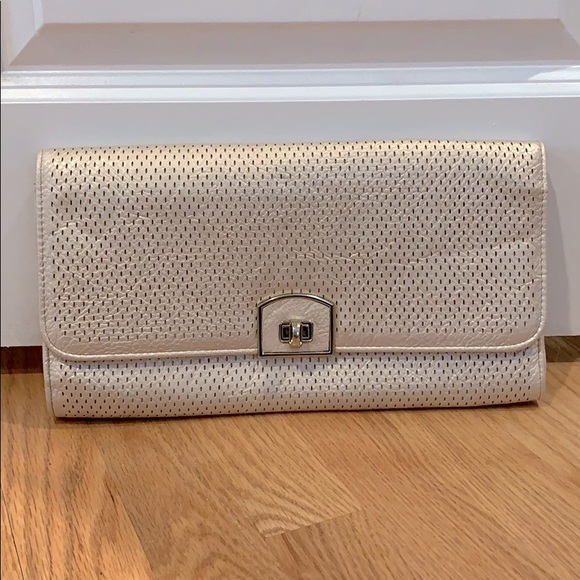 MMS light gold clutch - Picture 1 of 4